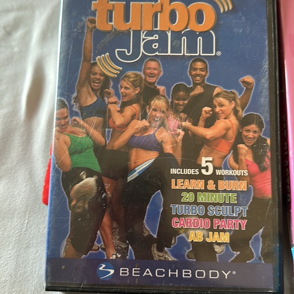 Fitness videos - Picture 2 of 7